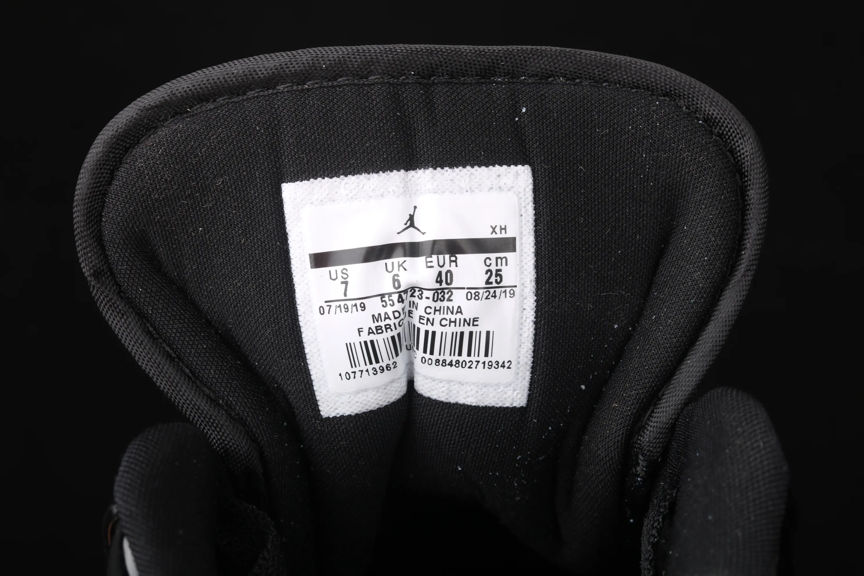 All categories Air Jordan Jordan series basketball shoes Air Jordan 1 Low New version Air Jordan 1 Low AJ1 Joe 1 low-top patent leather black gold cultural and leisure sports sneakers 554723-032